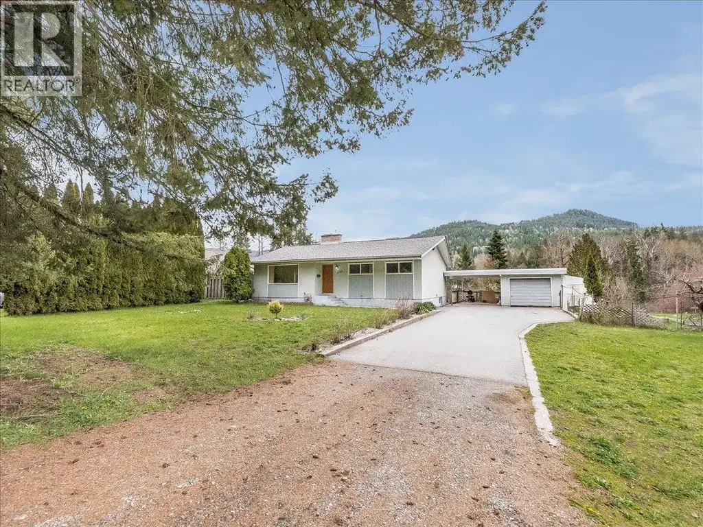 1500 3b Hwy, Fruitvale